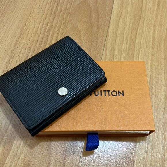 Louis Vuitton Epi Noir Flap cardholder - Picture 8 of 13